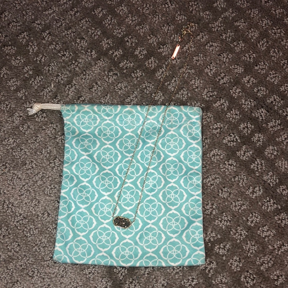 Kendra Scott necklace!